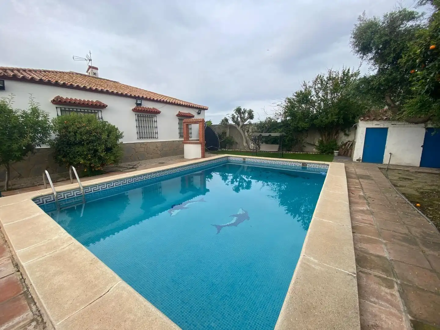 Piscina de Casa o chalet en venta en La Línea de la Concepción