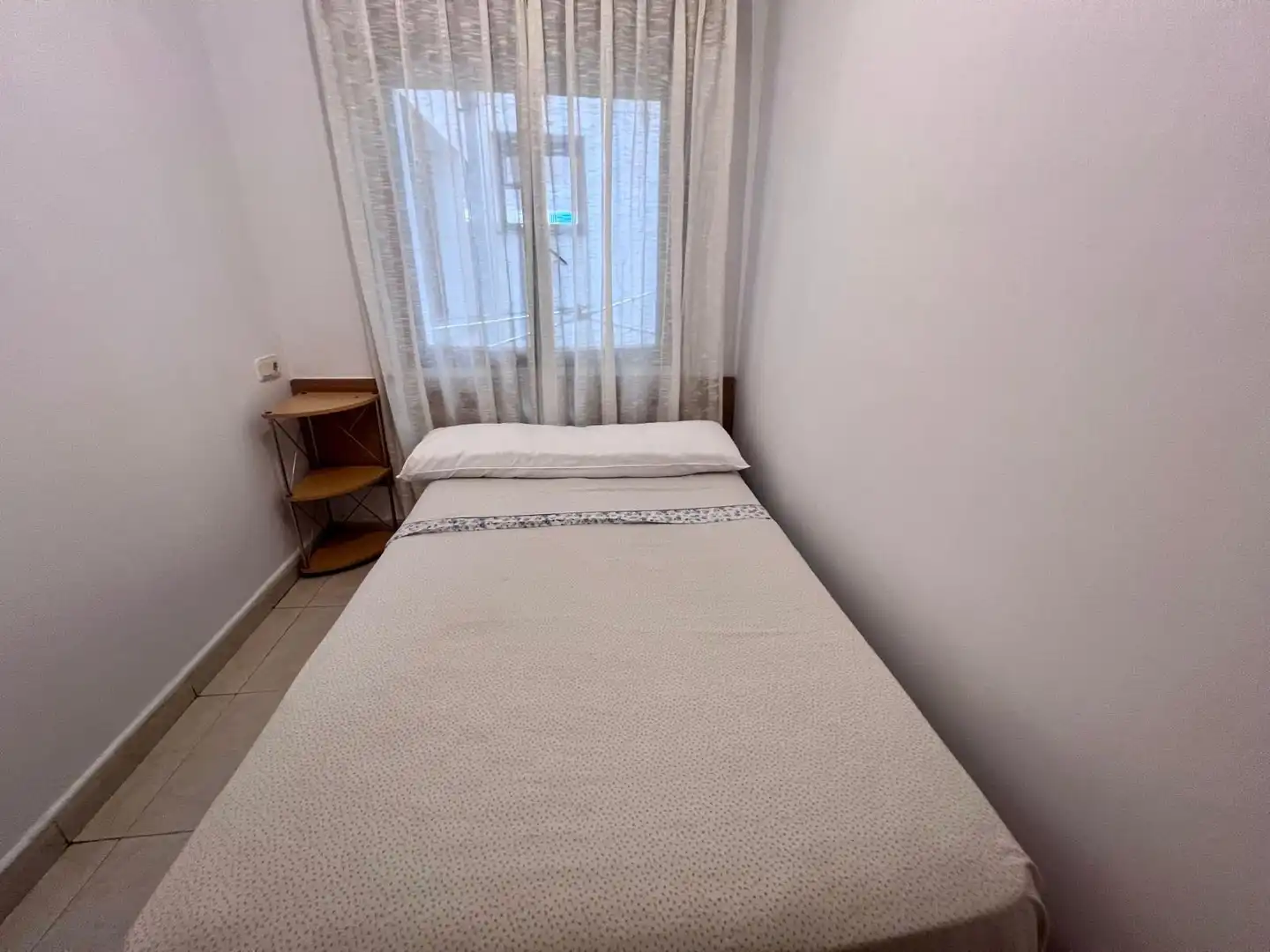 Bedroom of Flat for rent in Oviedo   with Heating and Furnished