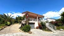 Vista exterior de Casa o xalet en venda en Calafell amb Calefacció, Jardí privat i Terrassa