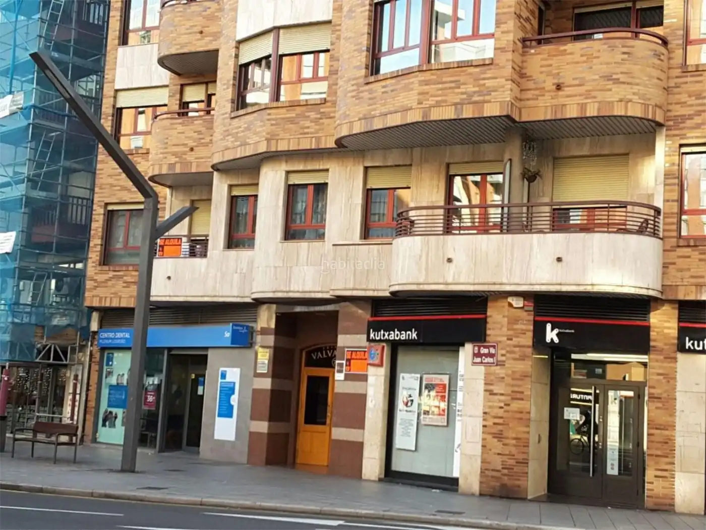 Office space with lift to rent in Gran Vía Juan Carlos I 75