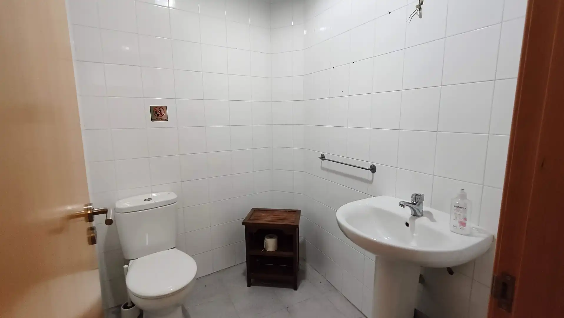 Badezimmer von Geschaftsraum zur Miete in A Coruña Capital 