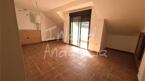 Foto 5 de Apartamento en venta en Alcaucín, Málaga