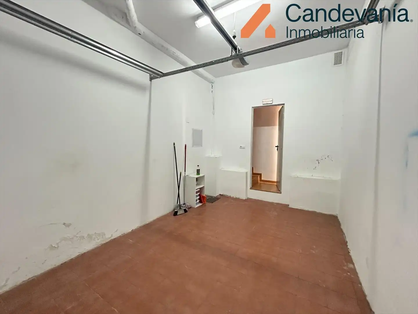 Casa adosada en venta en Zuera con Calefacción, Jardín privado y Parquet