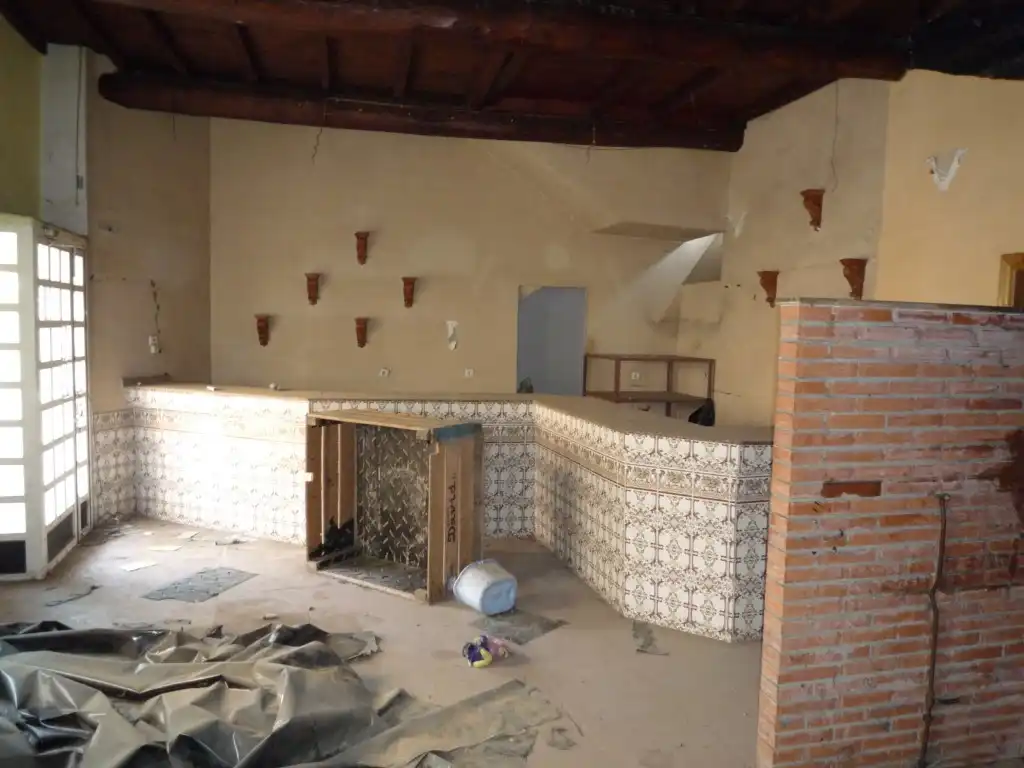 Local comercial en venda a Plaza Constitucion