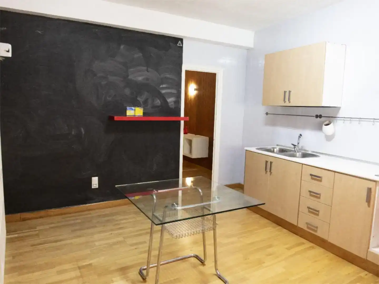 Cuina de Pis en venda en Yecla amb Parquet, Traster i Balcó