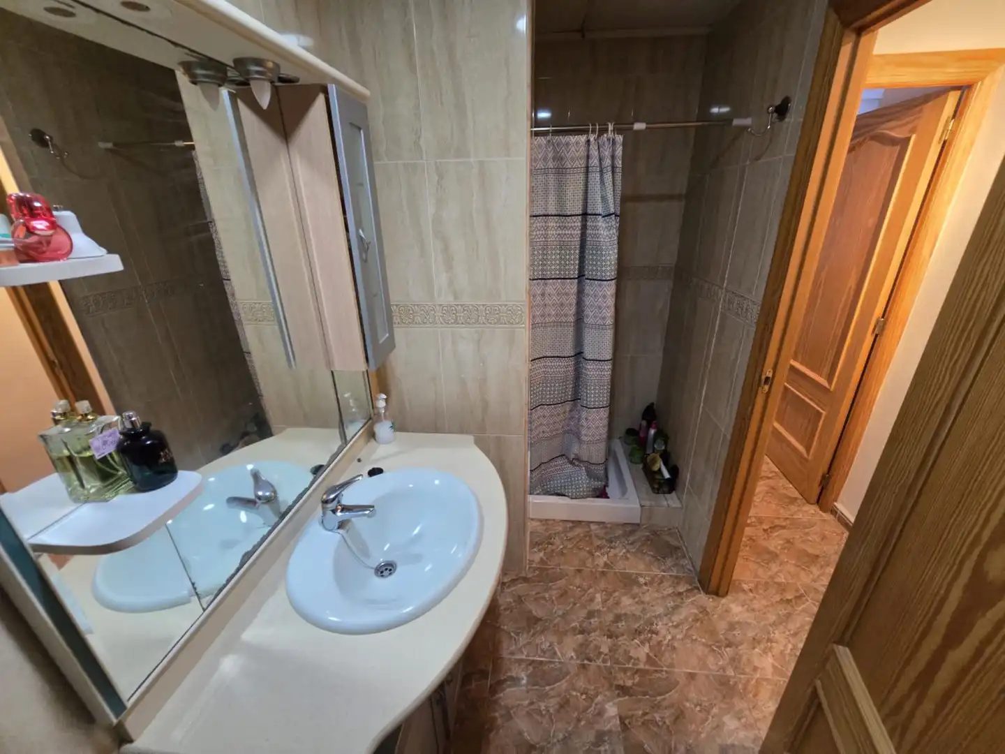 Baño de Piso en venta en Águilas con Aire acondicionado, Terraza y Balcón