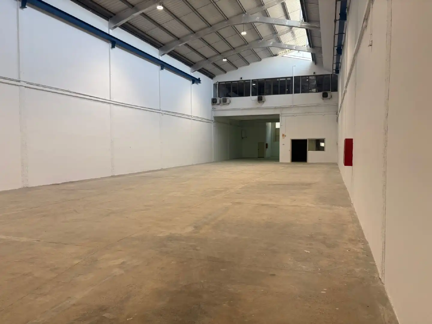 Nave industrial de alquiler en Barcelona