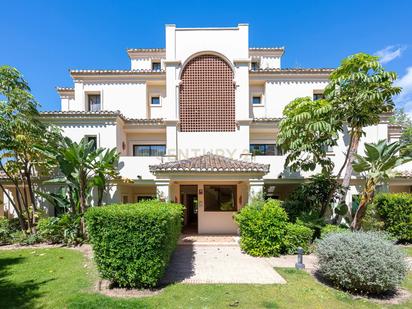 Flat for sale in Los Arqueros - Puerto del Almendro, Benahavís