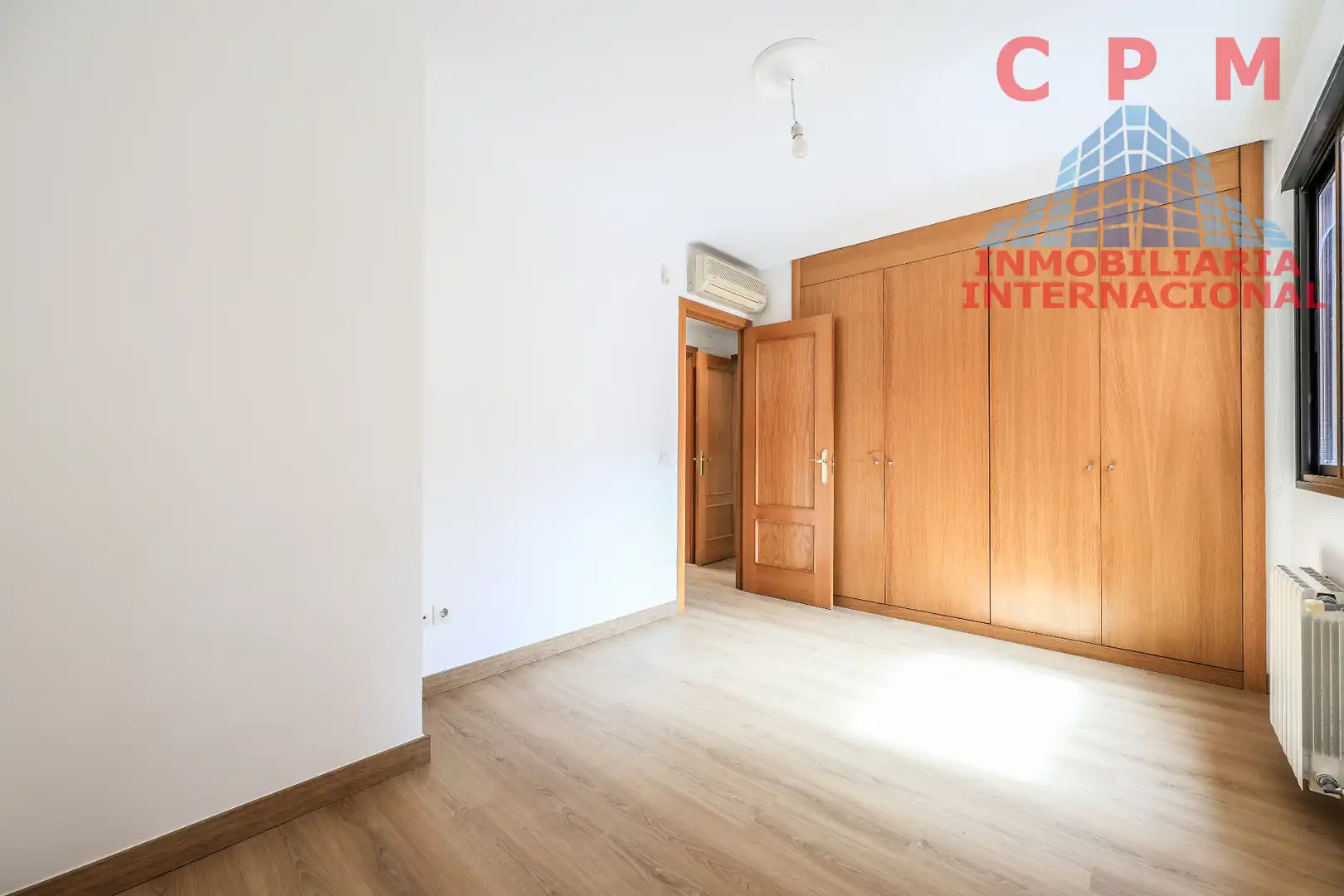 Habitación de Ático de alquiler en Madrid con Aire acondicionado, Calefacción y Parquet