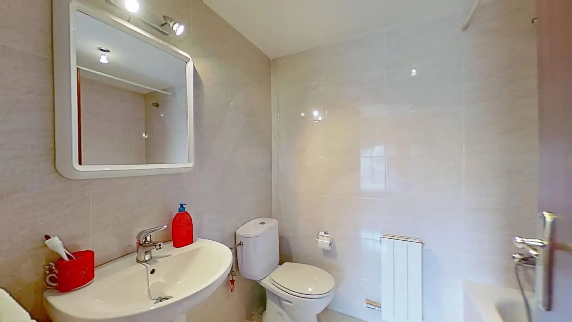 Baño de Piso en venta en El Vendrell con Calefacción