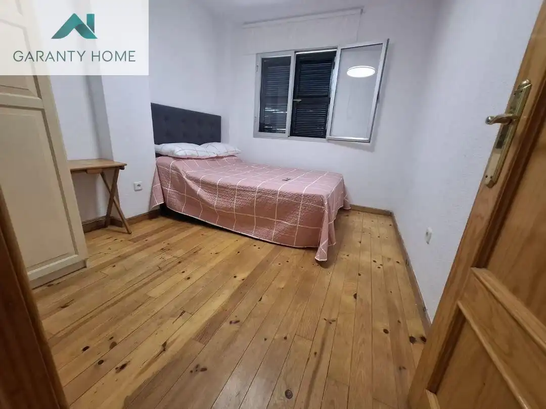 Dormitori de Dúplex de lloguer en Torremolinos amb Calefacció, Jardí privat i Terrassa