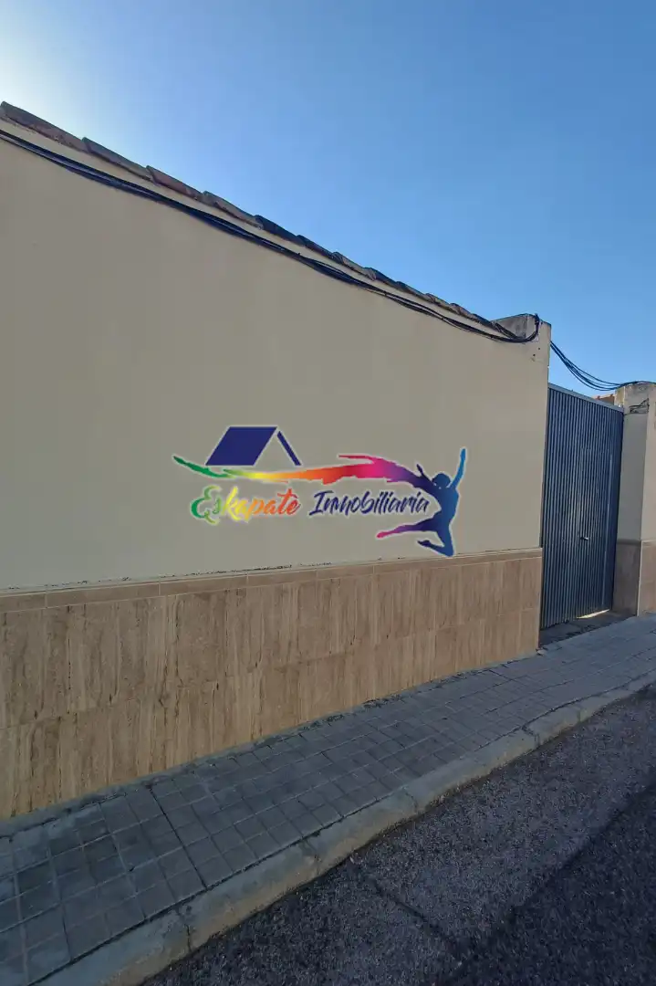 Terreno residencial en venta en Calle Valencia 6, imagen 2