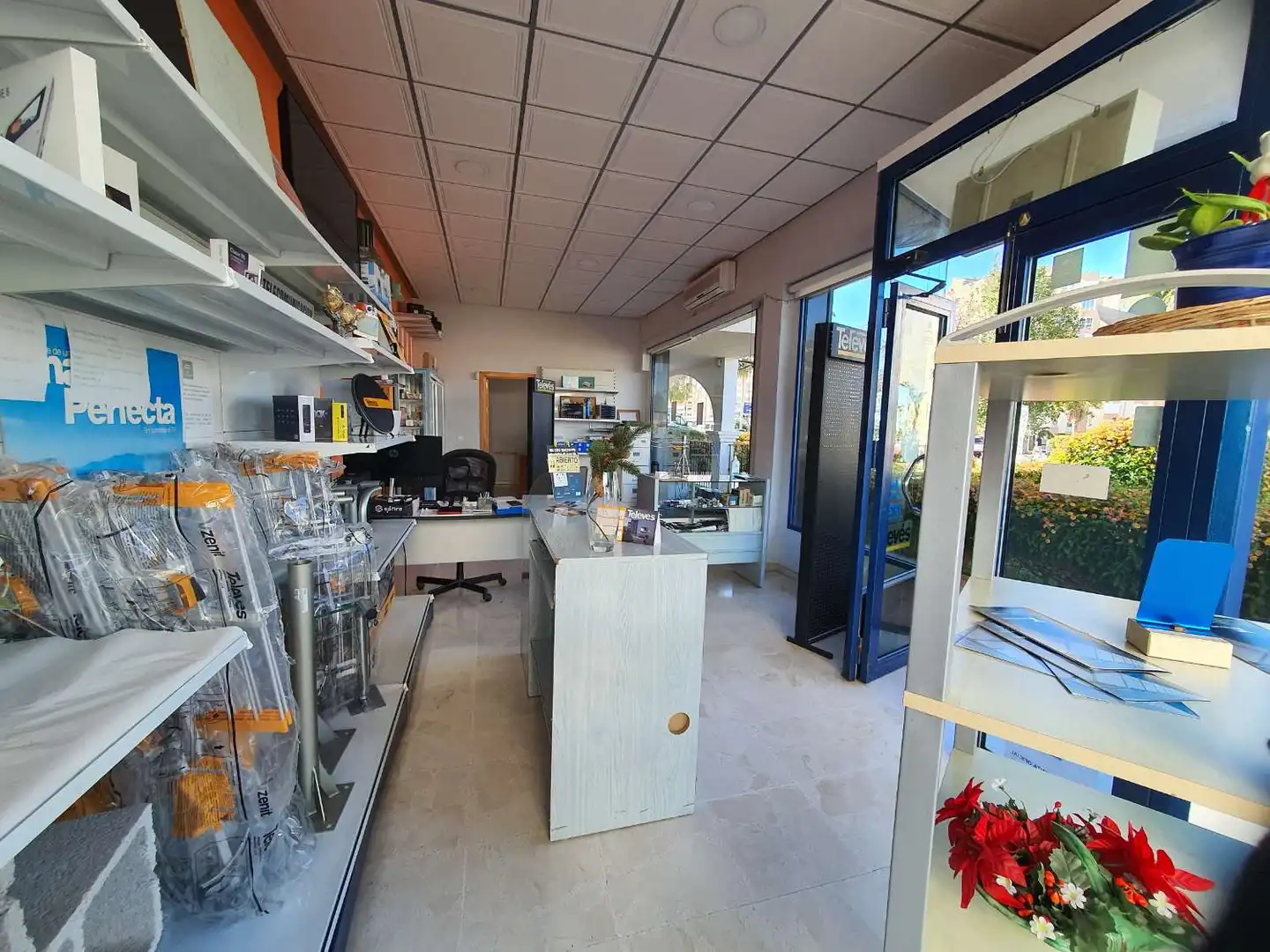 Local comercial en venda a Urbanización Santa Rosa, imagen 8