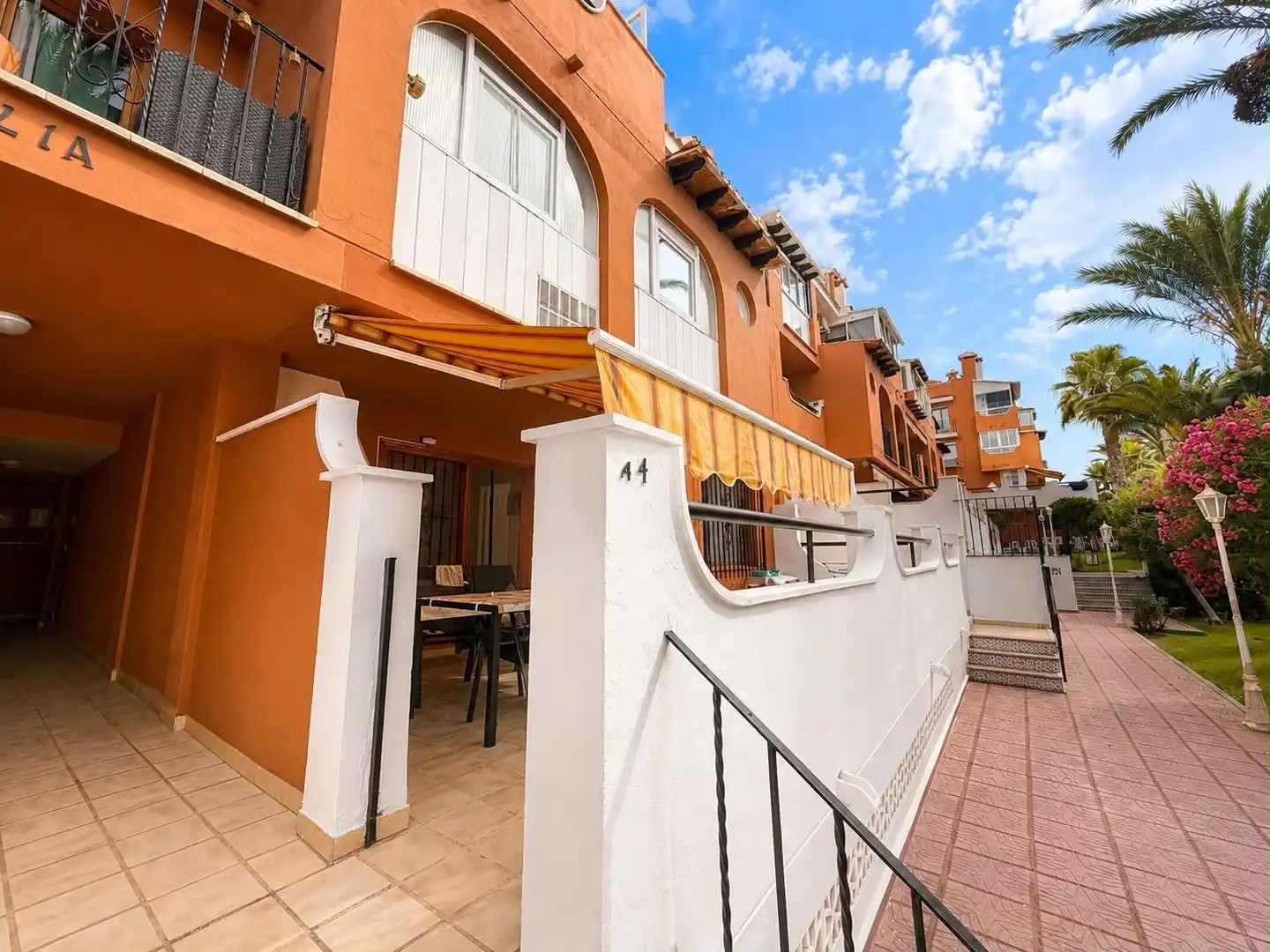 Terrasse von Erdgeschoss zur Miete in Torrevieja mit Klimaanlage, Heizung und Terrasse