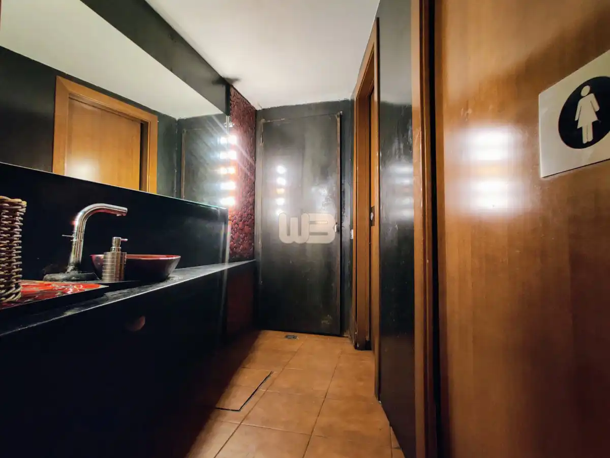Business premises for transfer in Carrer de Bailèn, imagen 24
