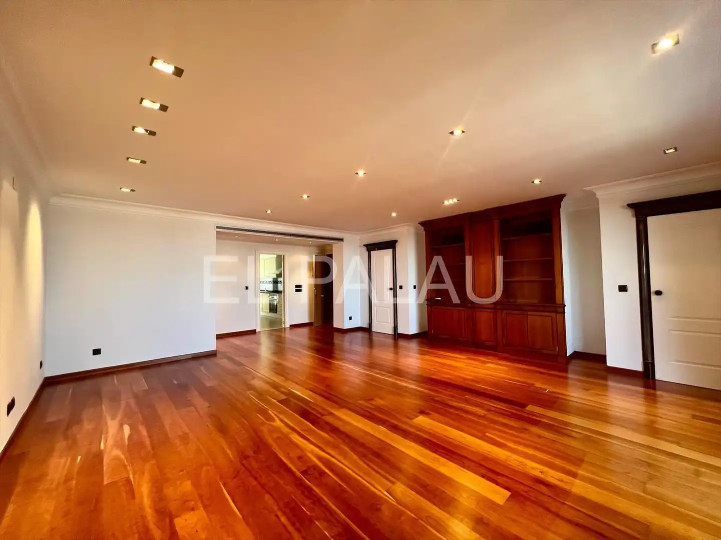 Sala de estar de Piso de alquiler en Valencia con Aire acondicionado, Calefacción y Parquet