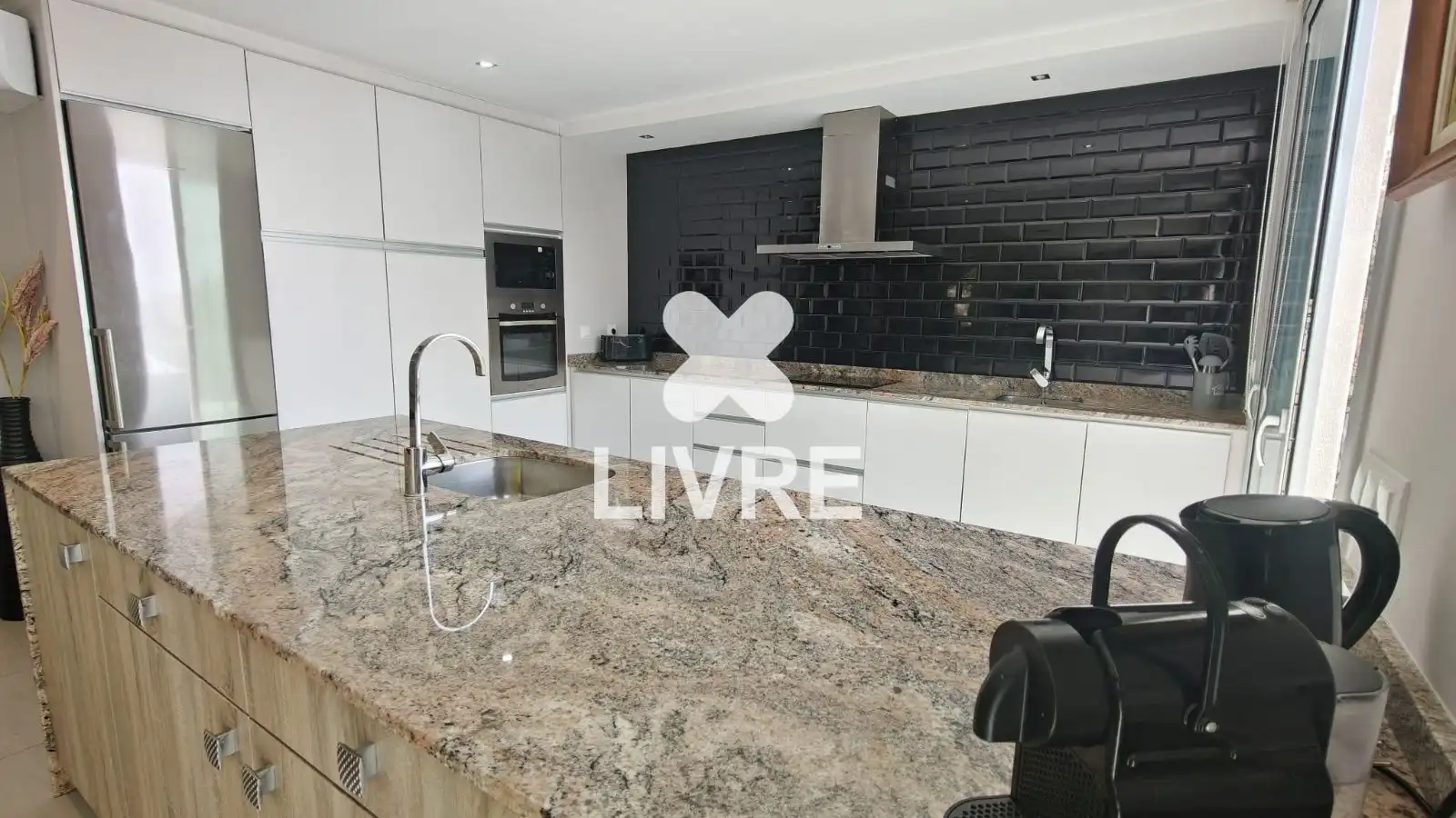 Cocina de Casa o chalet en venta en Cunit con Aire acondicionado, Calefacción y Piscina