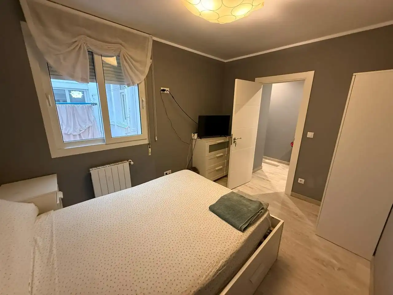 Habitación de Piso en venta en Castro-Urdiales con Calefacción y Terraza