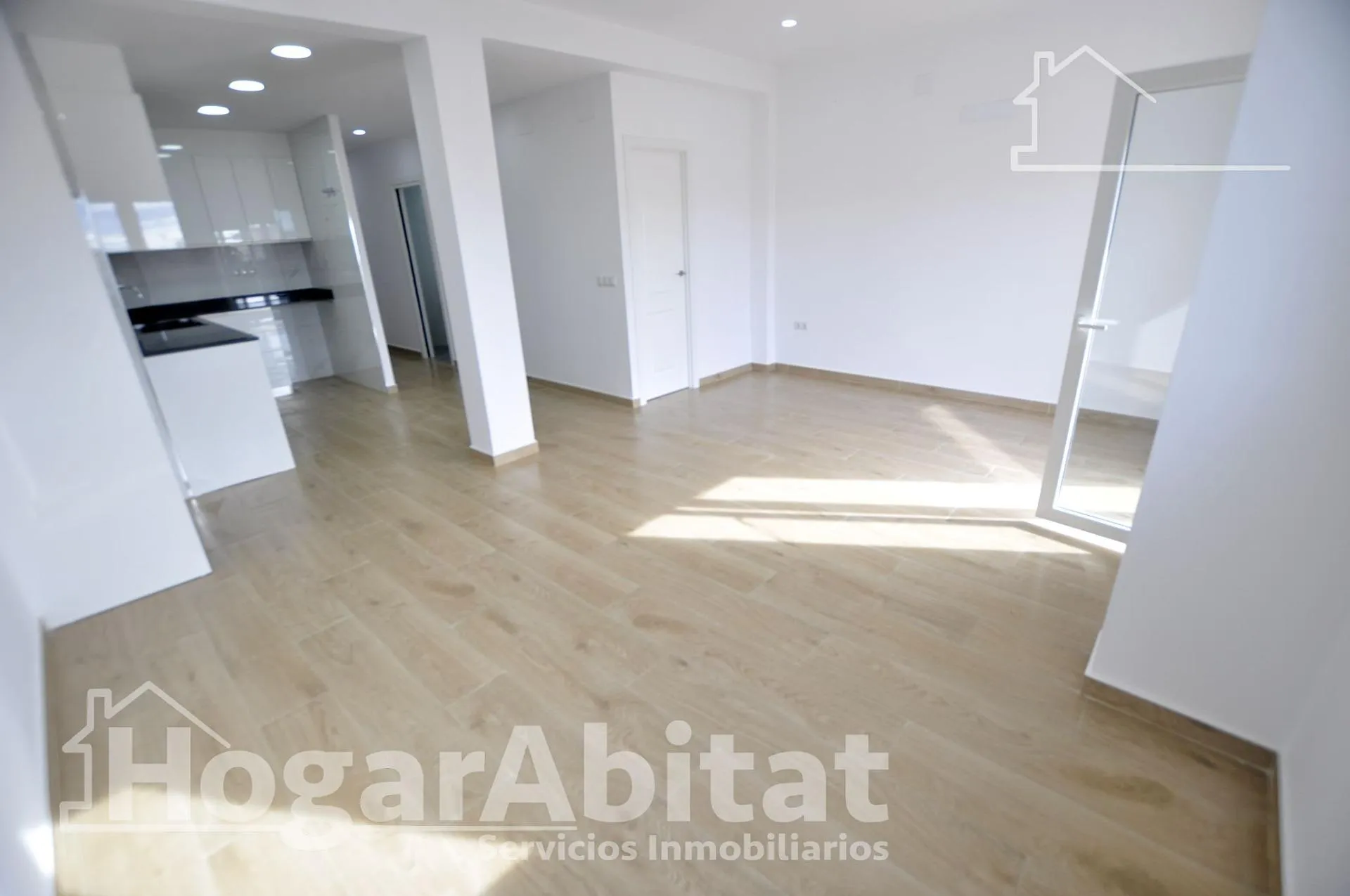 Living room of Flat for sale in  Valencia Capital  with Balcony