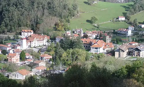 Vista exterior de Terreno en venta en Puente Viesgo