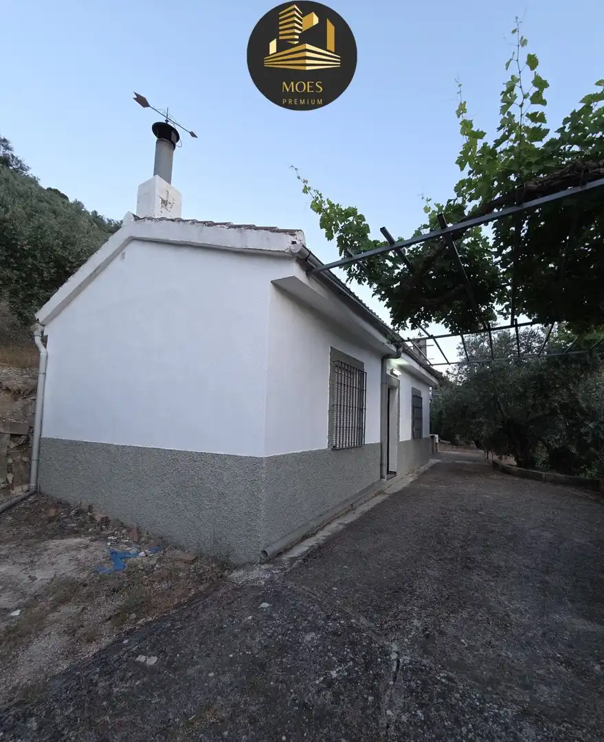 Außenansicht von Country house zum Verkauf in Jaén