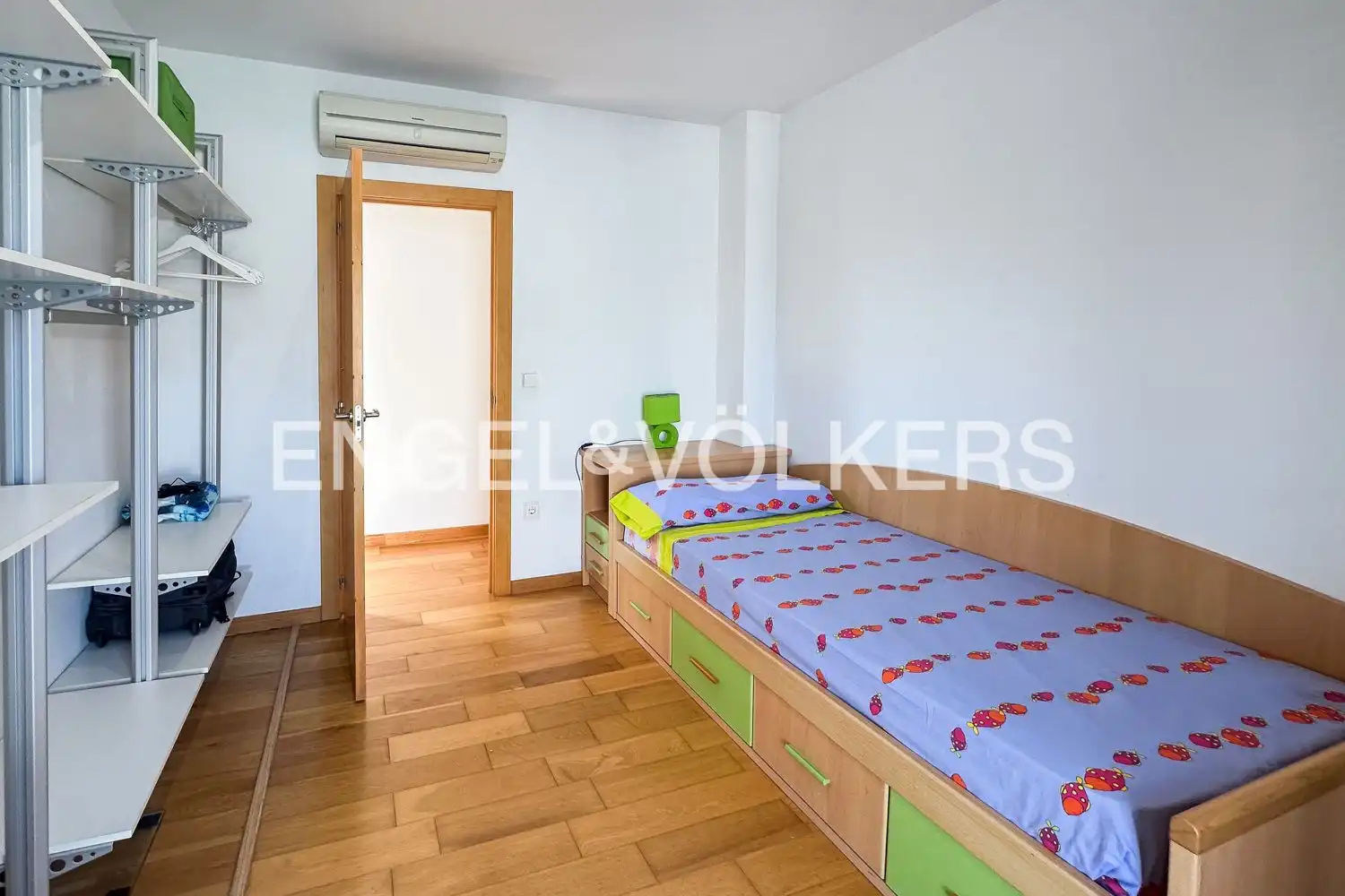 Habitación de Casa o chalet de alquiler en Sagunto / Sagunt con Aire acondicionado, Calefacción y Jardín privado