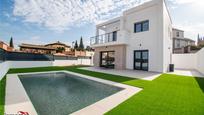 Exterior view of House or chalet for sale in La Zubia  with Heating, Private garden and Terrace