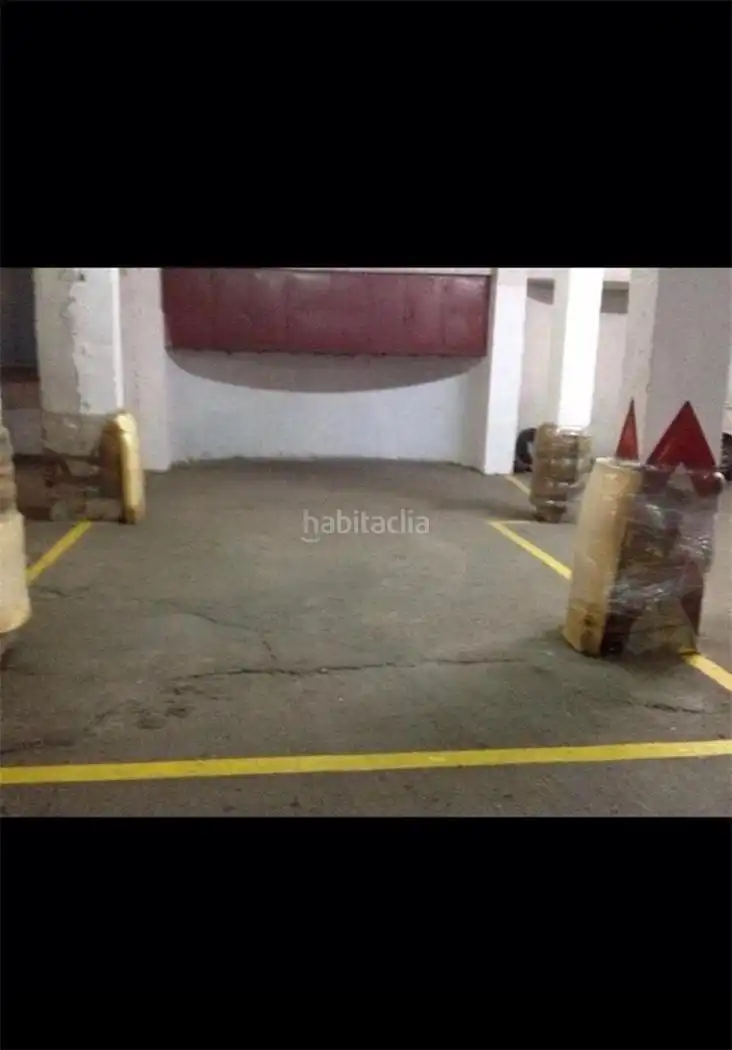 Parkplatz zur Miete in Calle Abogado Rafael Medina 3