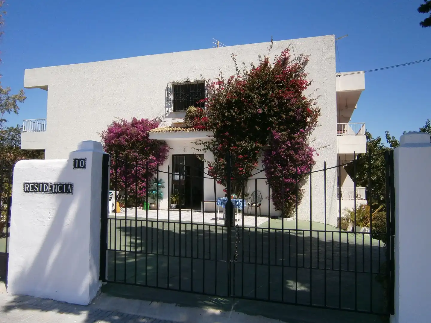 Außenansicht von Gebäude zum Verkauf in Málaga