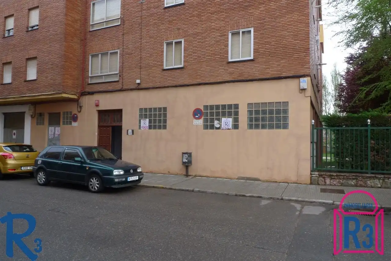 Business premises to rent in Cardenal Torquemada