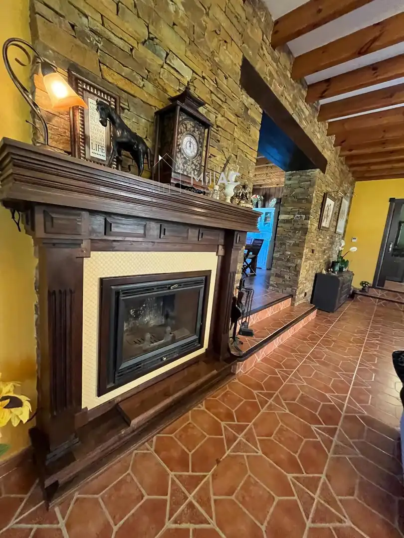 Living room of Houses for sale in El Espinar  with Heating, Private garden and Terrace