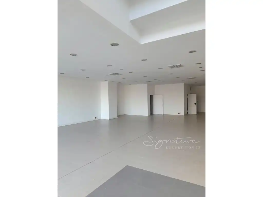 Local comercial en alquiler en Avenida Corts Catalanes 2, imagen 17