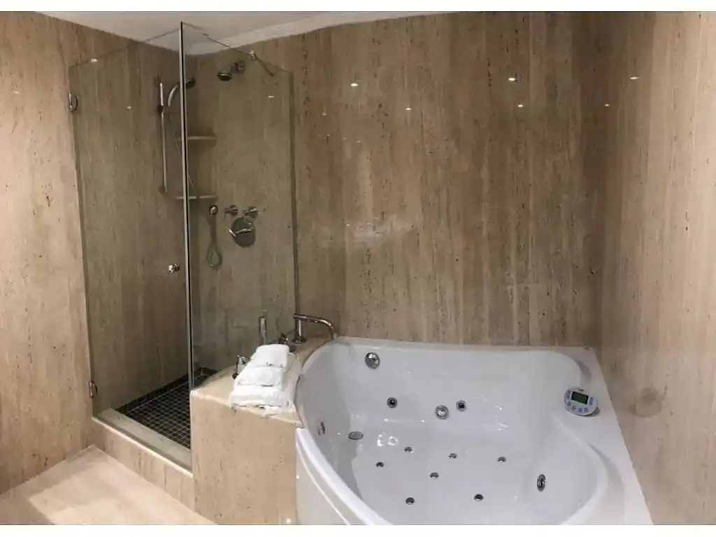 Baño de Apartamento de alquiler en Ería - Masip