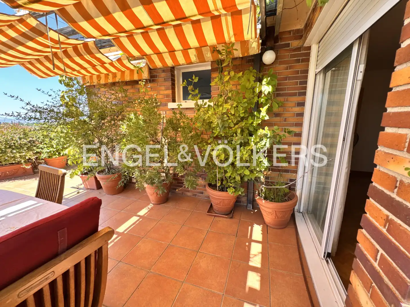 Terraza de Ático de alquiler en Majadahonda con Aire acondicionado, Calefacción y Jardín privado