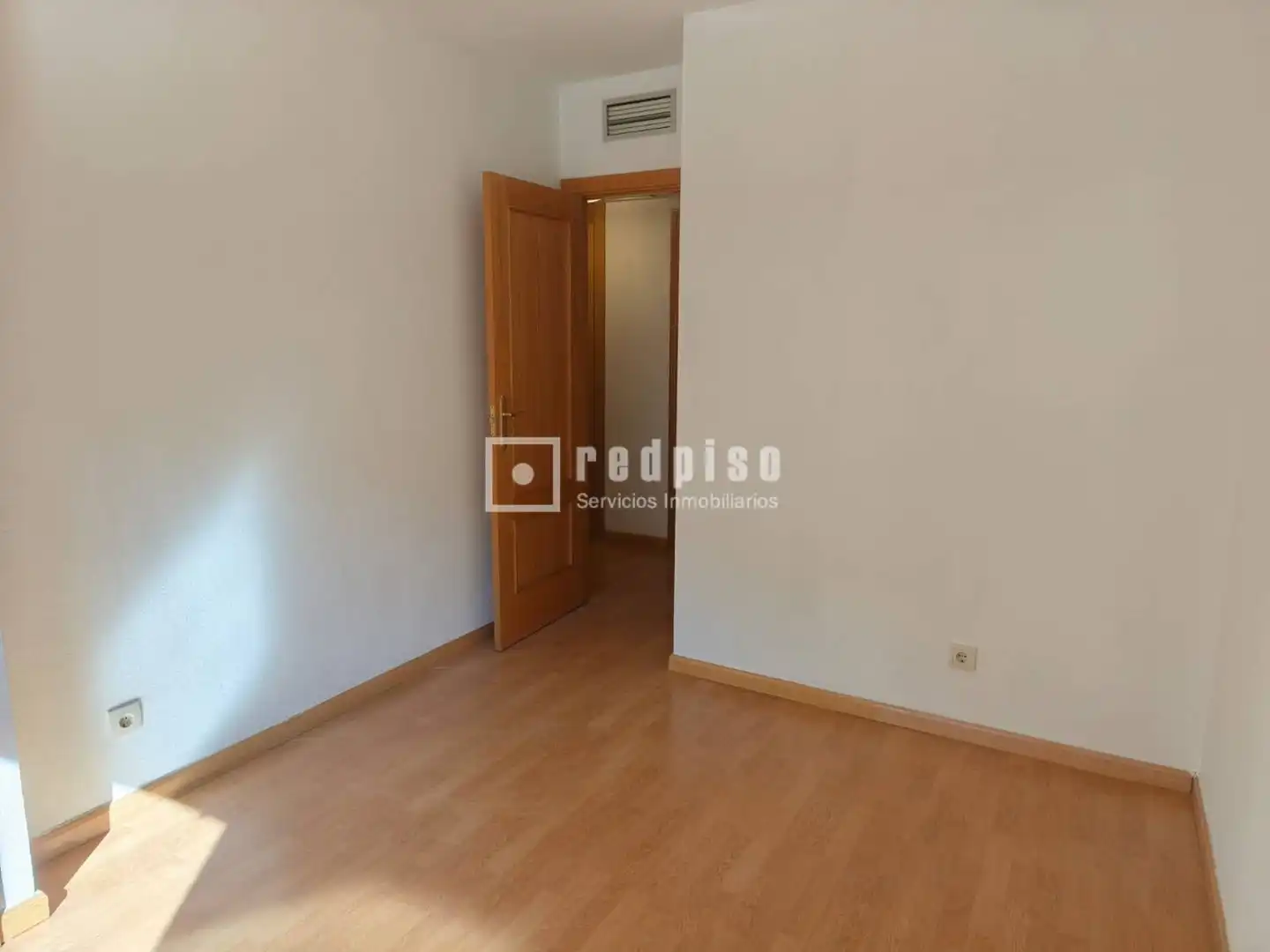 Schlafzimmer von Wohnung zur Miete in Hortaleza
