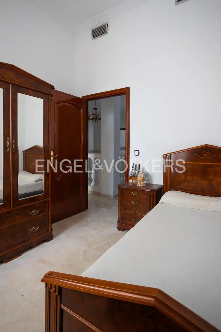 Habitación de Casa o chalet en venta en Los Palacios y Villafranca con Aire acondicionado, Calefacción y Jardín privado