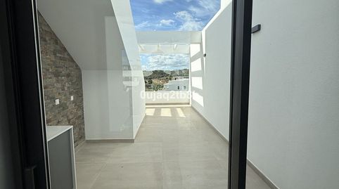 Foto 3 de Ático en venta en Guadalobón, Estepona