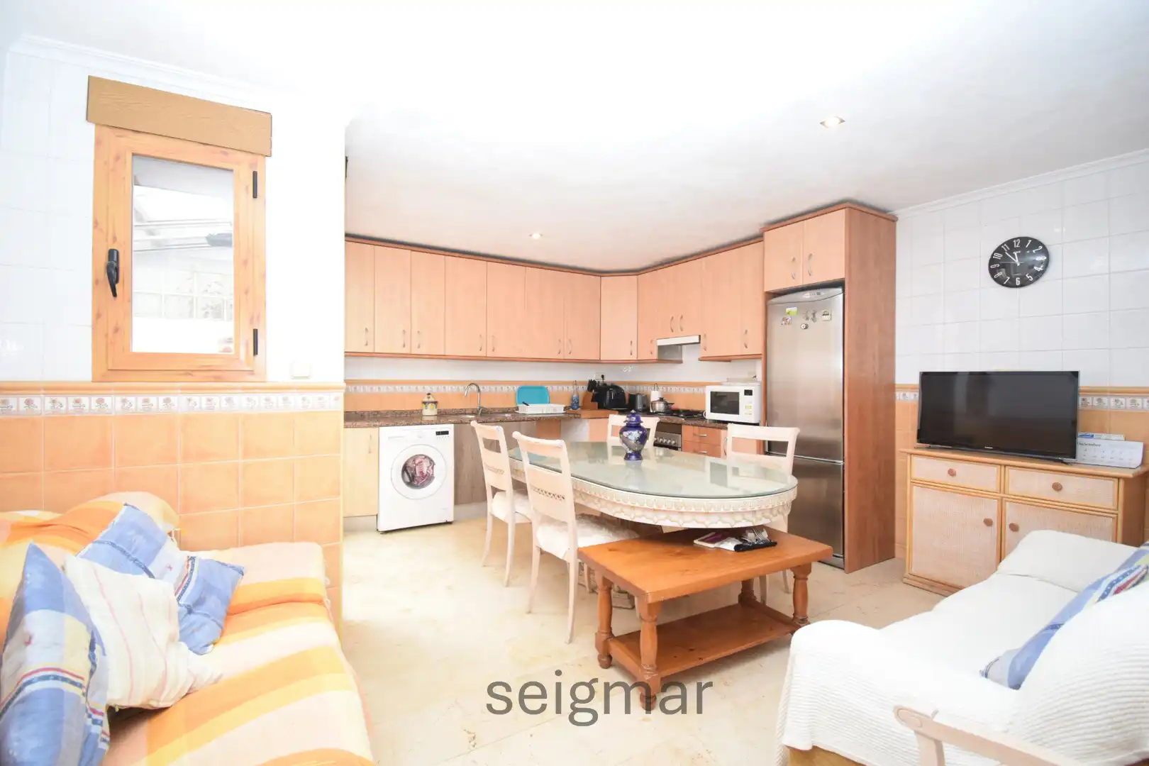 Cocina de Casa adosada en venta en La Nucia con Terraza, Horno y Lavadora