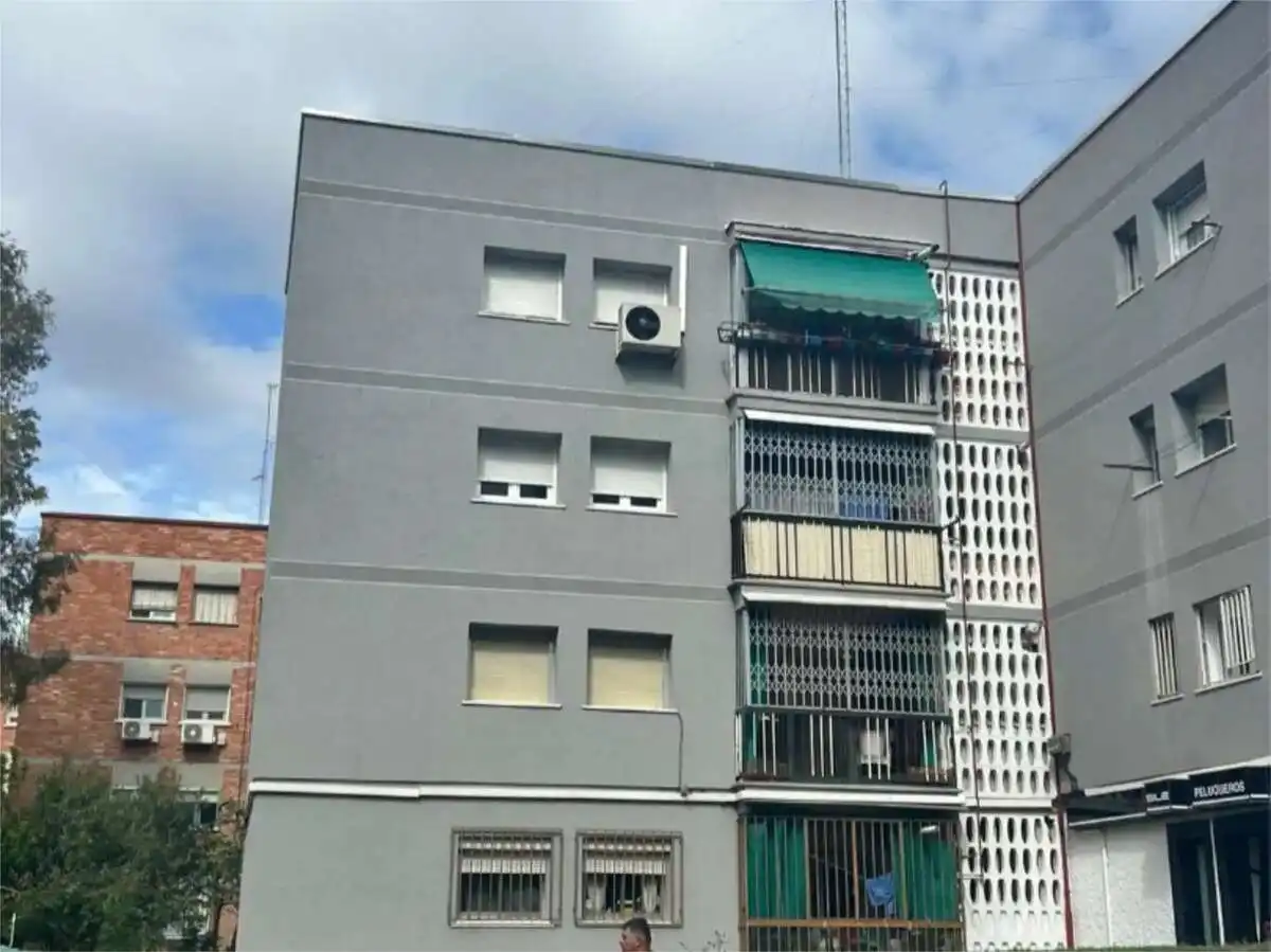 Vista exterior de Piso en venta en Móstoles con Terraza