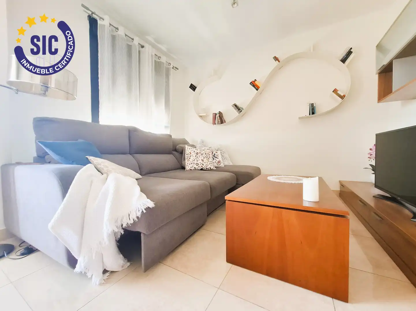 Sala de estar de Piso en venta en Castellón de la Plana / Castelló de la Plana con Aire acondicionado, Calefacción y Jardín privado