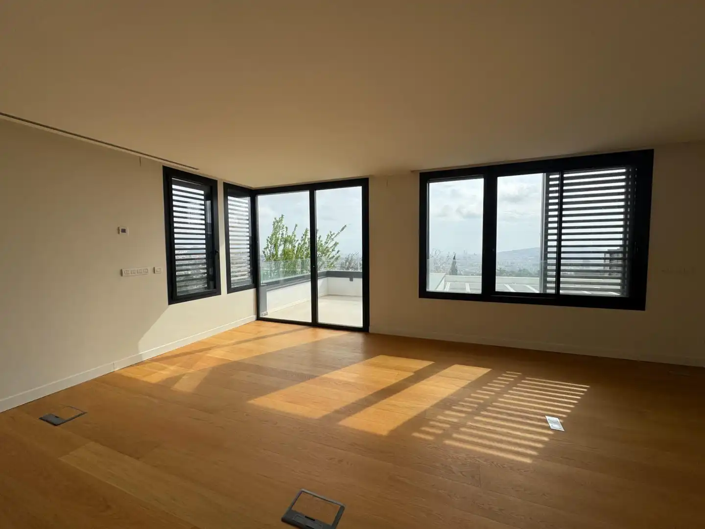Sala de estar de Casa o chalet en venta en Barcelona con Aire acondicionado, Calefacción y Jardín privado