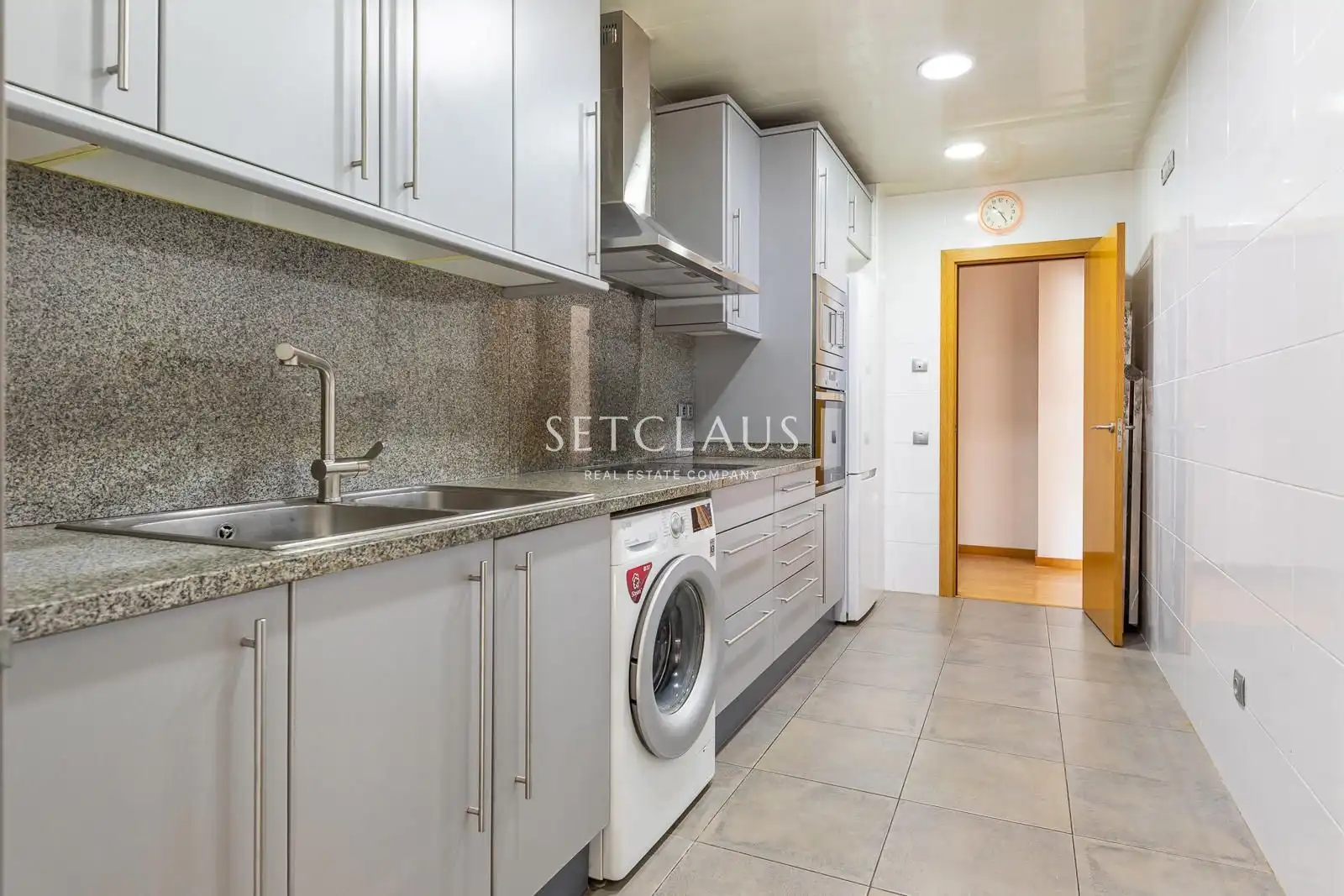 Kitchen of Flat for sale in Badalona  with Air Conditioner, Heating and Terrace