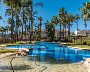Piscina de Apartament de lloguer en Jávea / Xàbia amb Aire condicionat, Calefacció i Jardí privat