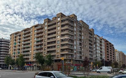 Vista exterior de Pis en venda en  Lleida Capital amb Calefacció i Balcó