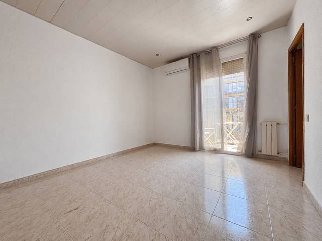 Piso en Venta en Carrer de Pallars en El Poblenou