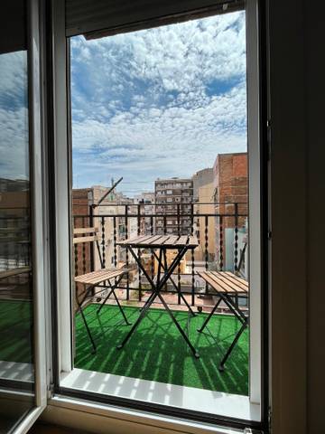 Piso en Alquiler en Carrer de los Castillejos en El Baix Guinardó