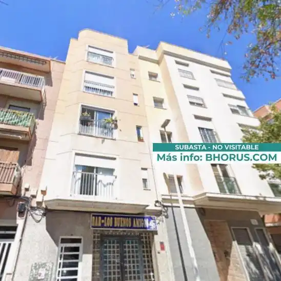 Pis amb ascensor en venda a Dr Fajarnes 44