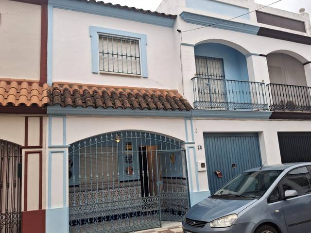 Casa adosada en Venta en Calle Antoñito Torres, 28 en Villaverde del Río