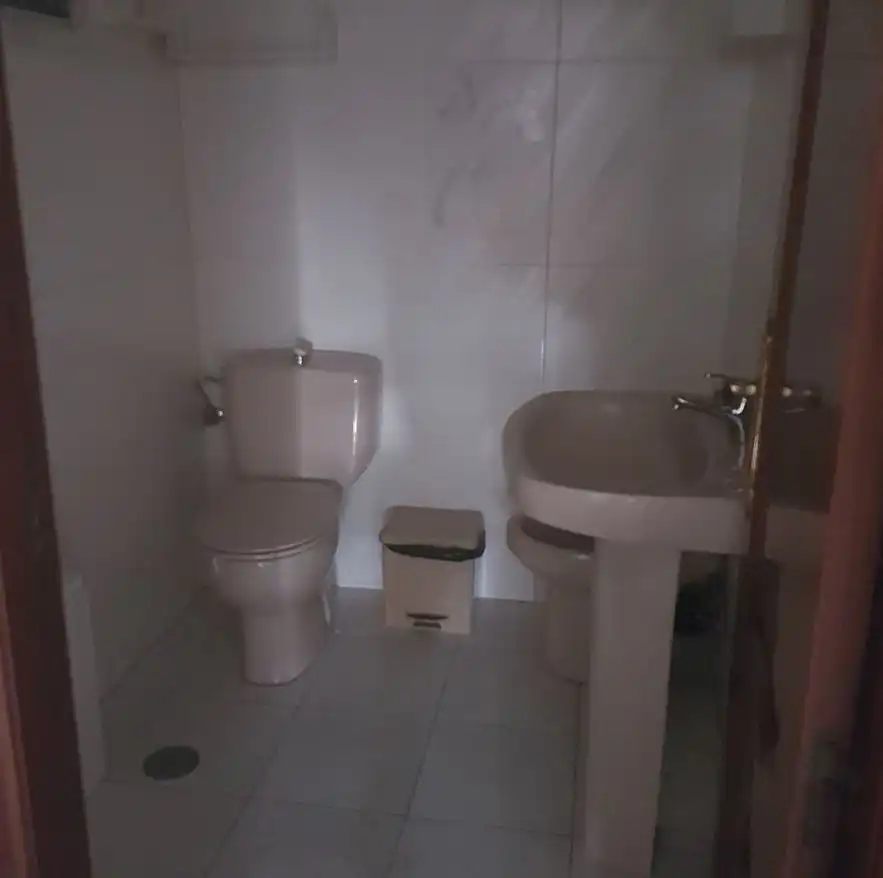 Badezimmer von Wohnung zum Verkauf in Sevilla
