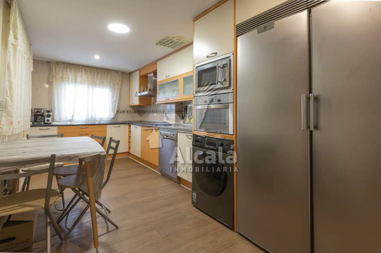 Cocina de Casa adosada en venta en Valdeavero con Aire acondicionado, Calefacción y Jardín privado